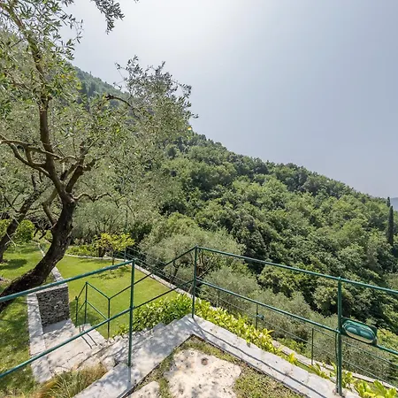 Casa Rossa - Un'oasi In Mezzo Natura